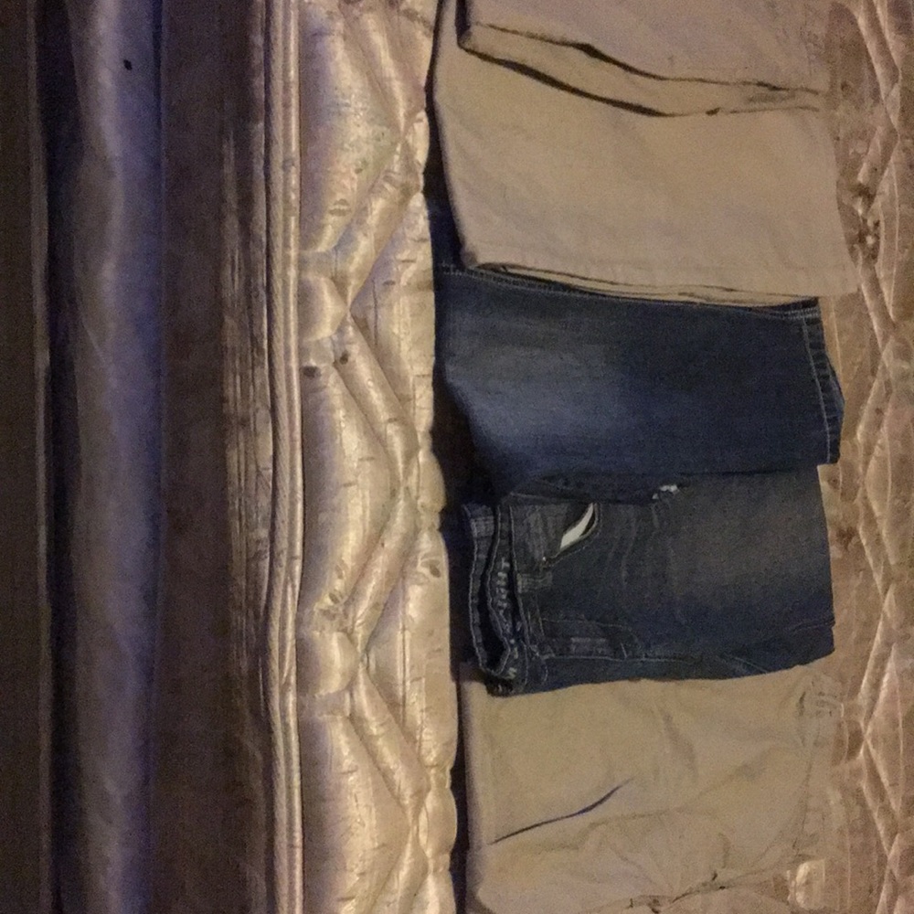6 pairs of size 20 pants